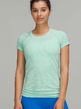 Swiftly Tech Short Sleeve 2.0
WLDM/WLDM 10